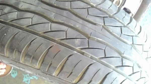 แม๊กขอบ 14 ขนาด 4 รู 100 เเละ 114 พร้อมยาง ปี2014 MAXXIS ชุด 4 รู tel.081-427-3941