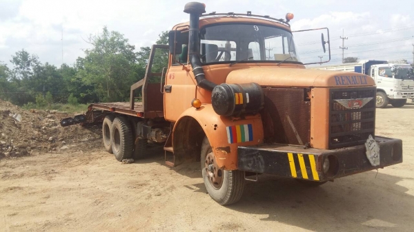 รถหางปลา สิบล้อฮีโน เครื่องEH700 พวงมาลัยเพาเวอร์เครื่องดีคัซซีสวยพร้อมไช้งานเอกสารครบ