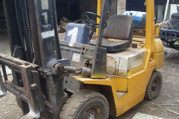 * ขายโฟล์คลิฟท์ 2.5 ตัน TCM งานสไลด์ ยกสูง 4 เมตร