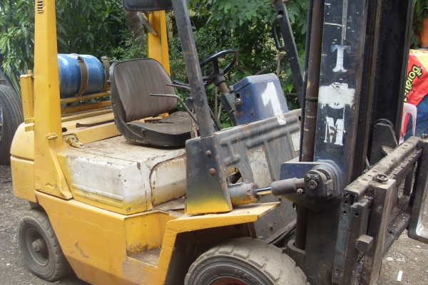 * ขายโฟล์คลิฟท์ 2.5 ตัน TCM งานสไลด์ ยกสูง 4 เมตร