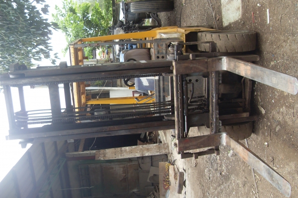 * ขายโฟล์คลิฟท์ 2.5 ตัน TCM งานสไลด์ ยกสูง 4 เมตร