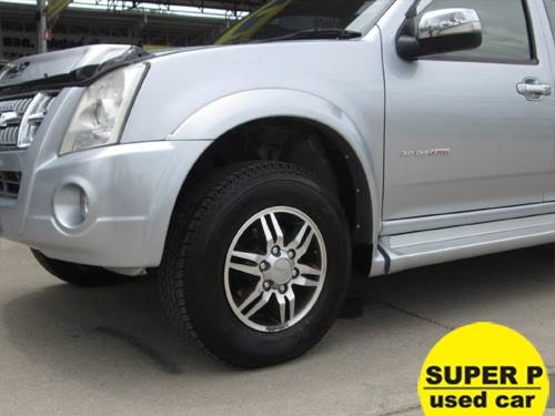 ISUZU MU-7 PRIMO 3.0 DDI I-TEQ AT 2010