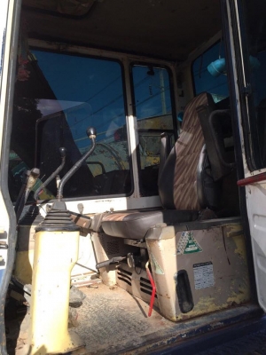 ขายรถแมคโค KOMATSU PC100 โซ่ใบแท้สวย แอร์เย็น ใช้งานดี