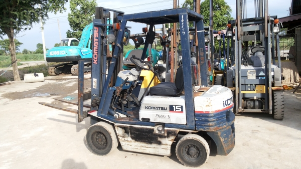 ขายด่วนรถยกKOMATSU FG15-15 ยก1.5ตันเสาสูง3เมตรรถนอกนำเข้ายังไม่เคยใช้งานในเมืองไทยเลย=รุ่นใหม่ขายถูกๆๆ