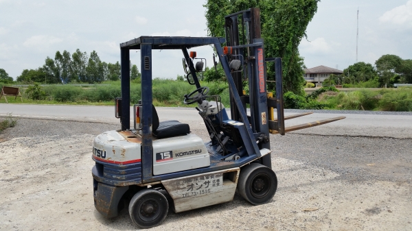ขายด่วนรถยกKOMATSU FG15-15 ยก1.5ตันเสาสูง3เมตรรถนอกนำเข้ายังไม่เคยใช้งานในเมืองไทยเลย=รุ่นใหม่ขายถูกๆๆ