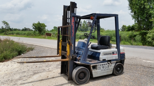 ขายด่วนรถยกKOMATSU FG15-15 ยก1.5ตันเสาสูง3เมตรรถนอกนำเข้ายังไม่เคยใช้งานในเมืองไทยเลย=รุ่นใหม่ขายถูกๆๆ