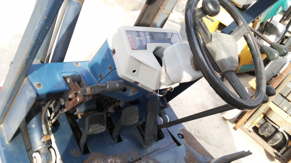 ขายด่วนรถยกKOMATSU FG15-15 ยก1.5ตันเสาสูง3เมตรรถนอกนำเข้ายังไม่เคยใช้งานในเมืองไทยเลย=รุ่นใหม่ขายถูกๆๆ