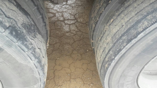 ขายหางพ่วงดัมพ์อู่ ศรีสวีสดิ์ 3 เพลาปี 2556 พร้อมถังกระบะดัมพ์รถ 10 ล้อยกลงจาก HINO ซีรีย์500 ราคารวม 2 อย่าง 700000