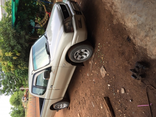 ขาย STRADA CAB ปี03 เครื่อง2800 กระจกไฟฟ้า. รถสวยเดิมบาง