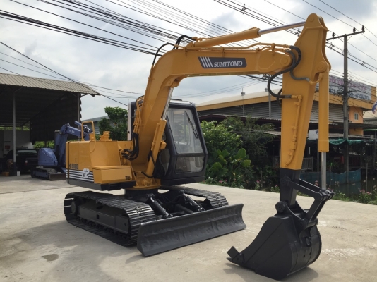 รถขุด SUMITOMO S160F2 มือสอง นำเข้า จากญี่ปุ่น