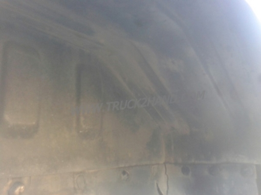 รถตู้ ISUZU  ขนาด 10 ที่นั่ง  มีแอร์พร้อม  น็อต 6 ตัว