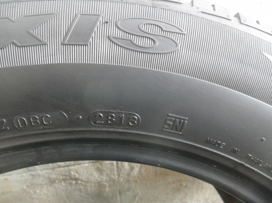 ยาง MAXXIS 225/60R16ปี13 สวยๆ 4 เส้น ราคา 3000 บาท ยาง MAXXIS 225/60R16ปี13 สวยๆ 4 เส้น ราคา 3000 บาท