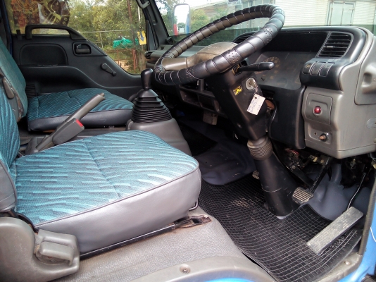 6 ล้อกลาง  *Euro.2*  ISUZU  NPR 130 แรงม้า * ยาว 5.00 ม. * รถสวยเดิม+สวยจริง+พร้อมใช้งาน * รถห้างแท้ * มีเล่มพร้อมโอน *