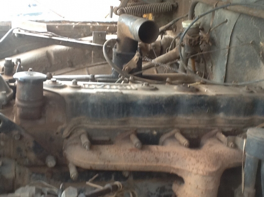 ขายครับเครื่องISUZU 6BFเครื่องฝิดจัดไม่มีใบคลุมเครื่องกำลังยกลงครับขายที่ราคา74000ครับ