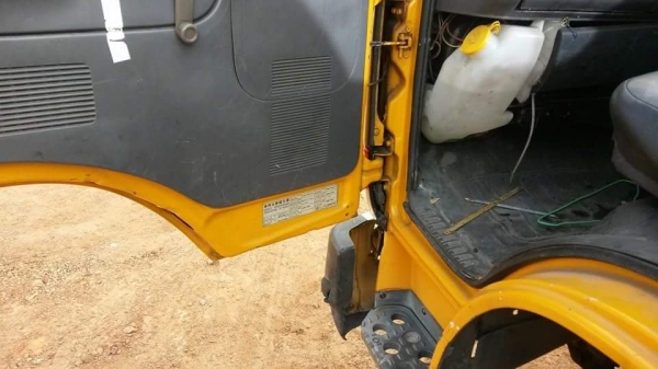 รถดูดสิ่งปฏิกูล UD 145 แรง คัสซีสวยมาก เครื่องดี ยางเต็ม