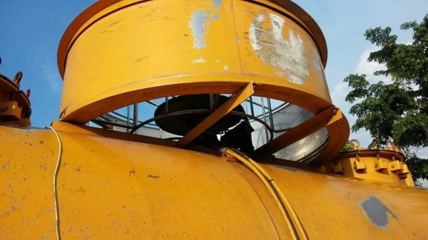 รถดูดสิ่งปฏิกูล UD 145 แรง คัสซีสวยมาก เครื่องดี ยางเต็ม