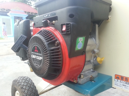 ขายเครื่องย่อยกิ่งไม้นำเข้าจากญี่ปุ่น