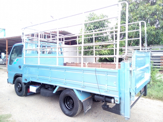 6 ล้อสั้น  *ท้ายลิฟท์* Euro.2* ISUZU  NKR  120 แรงม้า  *ยาว 3.20 ม.*  รถสวยเดิม+สวยจริง+สภาพพร้อมใช้งาน  * มีเล่มพร้อมโอน *