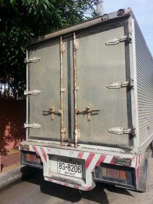 ขายด่วน รถ 6 ล้อ