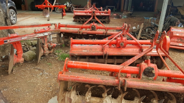 รถแทรกเตอร์ อุปกรณ์ต่อพ่วง มือสอง