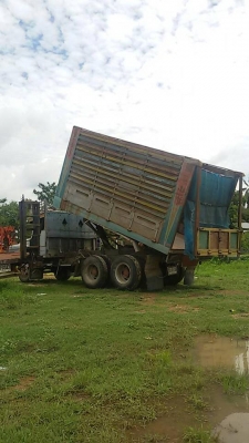 สิบล้อหน้ายาวดั้ม เพลาเดียว สิบล้อหน้ายาวดั้ม เพลาเดียว