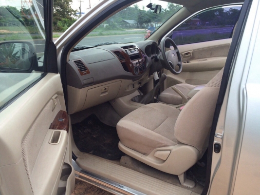 ขายวีโก้ปี48 สวยๆถูกๆมาแล้วครับ