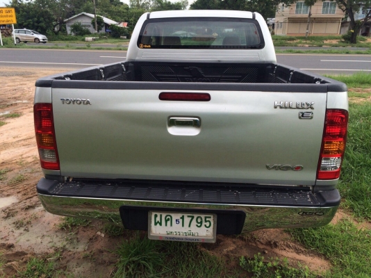 ขายวีโก้ปี48 สวยๆถูกๆมาแล้วครับ