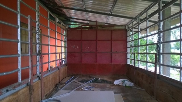 ขาย 6 ล้อ HINO FC2WHLA กระบะยาว 5.50 เมตร เครื่อง WO4D 120 แรงม้า คัสซีสวยตลอดเส้น แอร์เย็น ต้องเก็บสีหัวเก๋งกับฝาข้างกระบะ ทะเบียนพร้อมโอนครับ