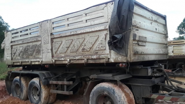 ขายดาวน์DECA270ดั้มแม่ลูกๆสามเพลาสามิตรรอนเฉียงสภาพพร้อมใช้โทร0856842587