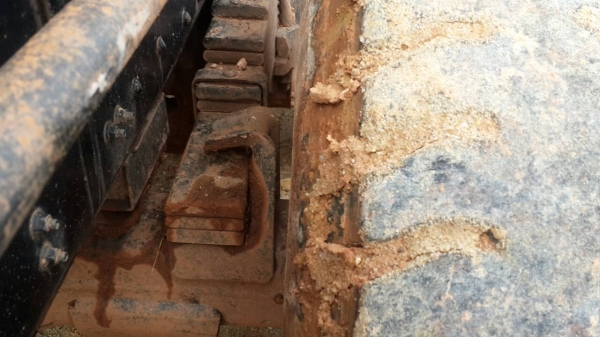 ขายด่วนไอ้หลงโบตาหวาน220แรงสองเพลาดั้มๆสามิตรรอนเฉียงราคาเบาๆจัดแนนท์ได้โทร0856842587