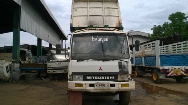 ขาย 10 ล้อดั้ม ไอ้หลง FN527M-TD ดั้ม KAC เครื่องเดิม 6D16 195 แรงม้า คัสซีสวย เกียร์ 10 สปีด เบรคใหญ่ ทะเบียนพร้อมโอนครับ