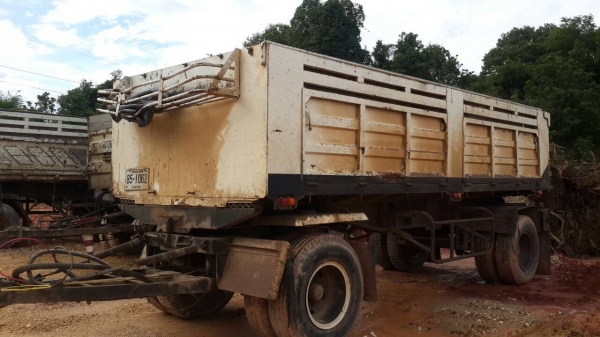 ขายดาวน์ลูกพ่วง2เพลาดั้มสภาพพร้อมใช้งานราคาเบาๆโทร0846842587