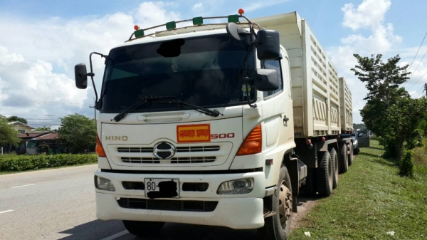 ขายด่วนMECA260ปี48สองเพลาดั้มลูกสามเพลาดั้มเครื่องคัชซีสวย เอกพร้อมโอน ราคาเบาๆโทร0856842587