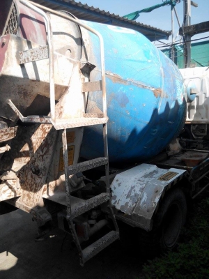 ขายรถโม่  2  คัน  ราคารวม 2  คัน สุดคุ้ม   ( 935000)