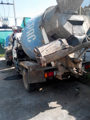 ขายรถโม่  2  คัน  ราคารวม 2  คัน สุดคุ้ม   ( 935000)