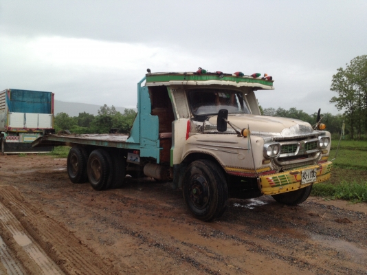 ขายรถเทเลอร์ บรรทุกแม็คโคร 2 เพลา  เครื่องลงเล่มแล้ว  ราคานี้ ( ขึ้นหางใหม่ให้ )