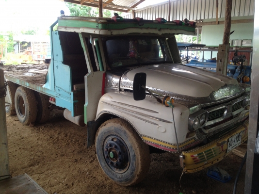 ขายรถเทเลอร์ บรรทุกแม็คโคร 2 เพลา  เครื่องลงเล่มแล้ว  ราคานี้ ( ขึ้นหางใหม่ให้ )