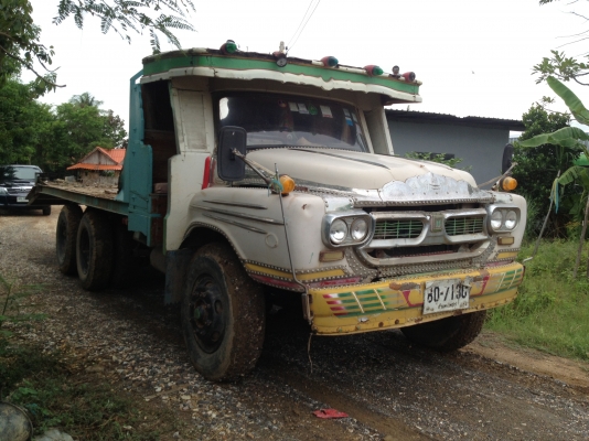 ขายรถเทเลอร์ บรรทุกแม็คโคร 2 เพลา  เครื่องลงเล่มแล้ว  ราคานี้ ( ขึ้นหางใหม่ให้ )