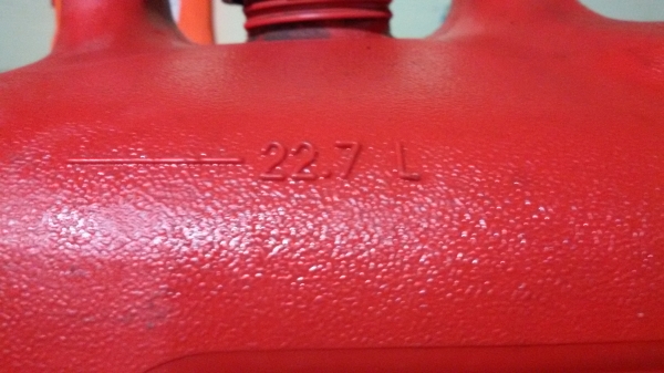 ถังน้ำมัน 20 ลิตร USA พร้อมส่ง