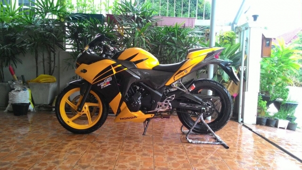 CBR250 แต่งงามๆ เอาไป เท่เลย ไม่ต้องแต่งเพิ่ม