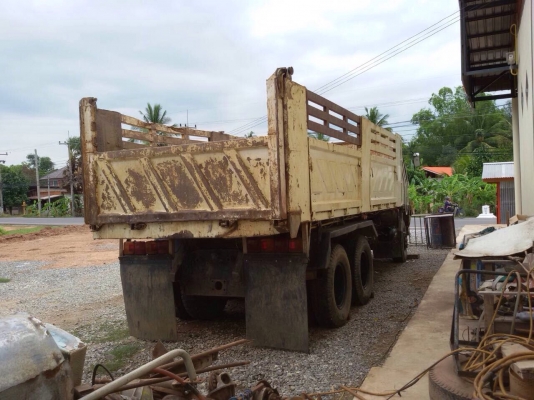 ขายรถบรรทุกสิบล้อดัมพ์ Hino 1M เครื่องเดิม 220 แรง 2 เพลา กระบะดัมพ์สามมิตร ทะเบียนพร้อม