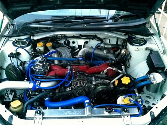 ขายSUBARU IMPREZA หน้าเหยี่ยว เครื่องคอเเดง 6สปีด ของแต่งนิดหน่อย ขายSUBARU IMPREZA หน้าเหยี่ยว เครื่องคอเเดง 6สปีด ของแต่งนิดหน่อย