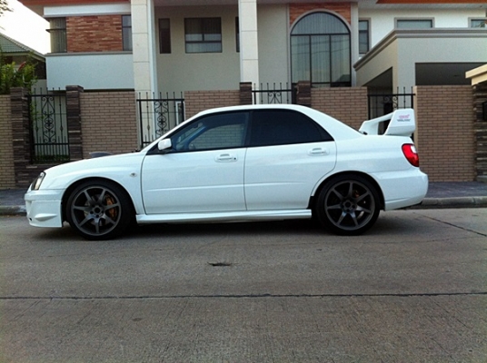 ขายSUBARU IMPREZA หน้าเหยี่ยว เครื่องคอเเดง 6สปีด ของแต่งนิดหน่อย ขายSUBARU IMPREZA หน้าเหยี่ยว เครื่องคอเเดง 6สปีด ของแต่งนิดหน่อย