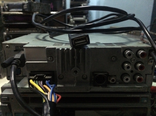 Alpine iDA-X001 24Bit 4V จอสี USB Ipod TV คุมกล่องCD ปรีเอ้า3ชุด มือ2 ญี่ปุ่น Alpine iDA-X001 24Bit 4V จอสี USB Ipod TV คุมกล่องCD ปรีเอ้า3ชุด มือ2 ญี่ปุ่น