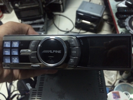Alpine iDA-X001 24Bit 4V จอสี USB Ipod TV คุมกล่องCD ปรีเอ้า3ชุด มือ2 ญี่ปุ่น