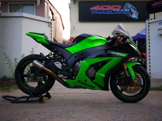ขาย Kawasaki Zx10 ปี 2014 สภาพนางฟ้า พร้อมทะเบียนแท้ รถสวยมากรับประกันไม่ผิดหวังแน่นอน ไม่ล้ม ไม่ชน ไม่แปะ สีเดิมทั้งคัน