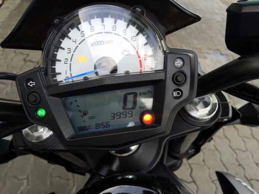 ขออนุญาติขาย KAWASAKI ER6N 650 CC. ปี 2013 ABS วิ่ง 3,xxx KM