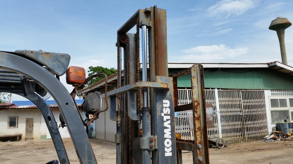 ขายด่วนรถยกKOMATSU FG15-18 ยก1.5ตันเสาสูง3เมตรรถนอกนำเข้ายังไม่เคยใช้งานในเมืองไทยเลย=รุ่นใหม่ขายถูกๆๆ ขายด่วนรถยกKOMATSU FG15-18 ยก1.5ตันเสาสูง3เมตรรถนอกนำเข้ายังไม่เคยใช้งานในเมืองไทยเลย=รุ่นใหม่ขายถูกๆๆ