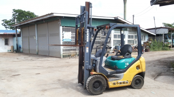 ขายด่วนรถยกKOMATSU FG15-18 ยก1.5ตันเสาสูง3เมตรปี2004ชั่วโม่งน้อย443รถนอกนำเข้ายังไม่เคยใช้งานในเมืองไทยเลย=รุ่นใหม่ขายถูกๆๆ