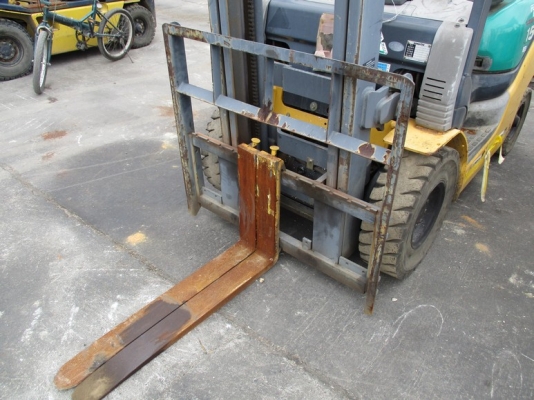 ขายด่วนรถยกKOMATSU FG15-18 ยก1.5ตันเสาสูง3เมตรปี2004ชั่วโม่งน้อย443รถนอกนำเข้ายังไม่เคยใช้งานในเมืองไทยเลย=รุ่นใหม่ขายถูกๆๆ